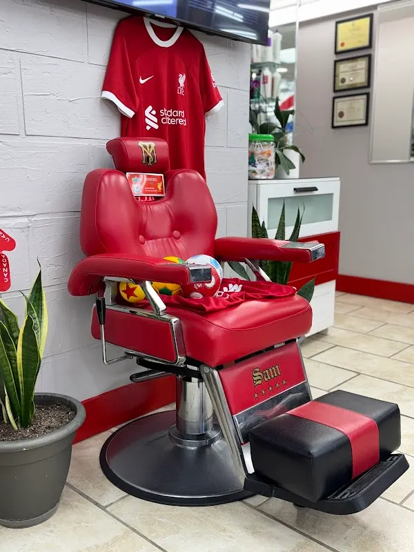 Broadway Barbers Hair Design — Barber shop in Vancouver